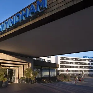 https://wyndham-stuttgart-airport-messe.stuttgart-hotel.com